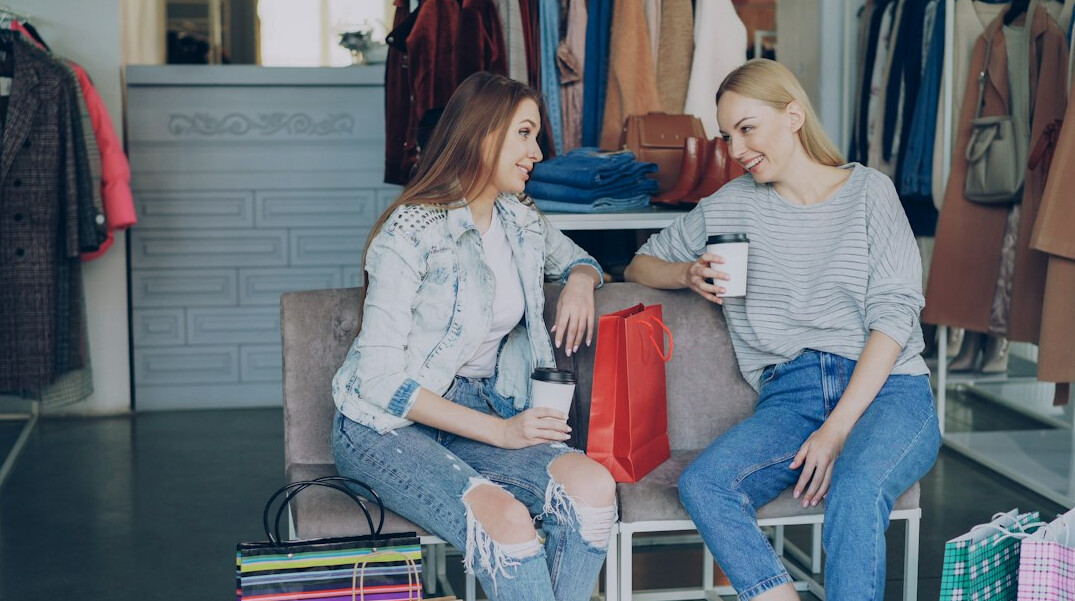 Consultant discussing strategy with a retail client
